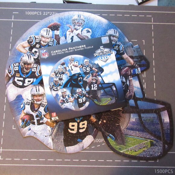 Carolina Panthers Shaped Puzzle - Picture 2 of 16